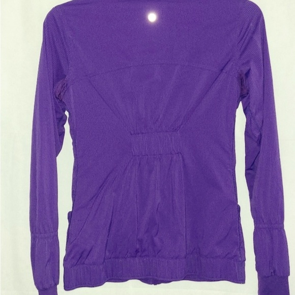 Lululemon jacket - Picture 3 of 6